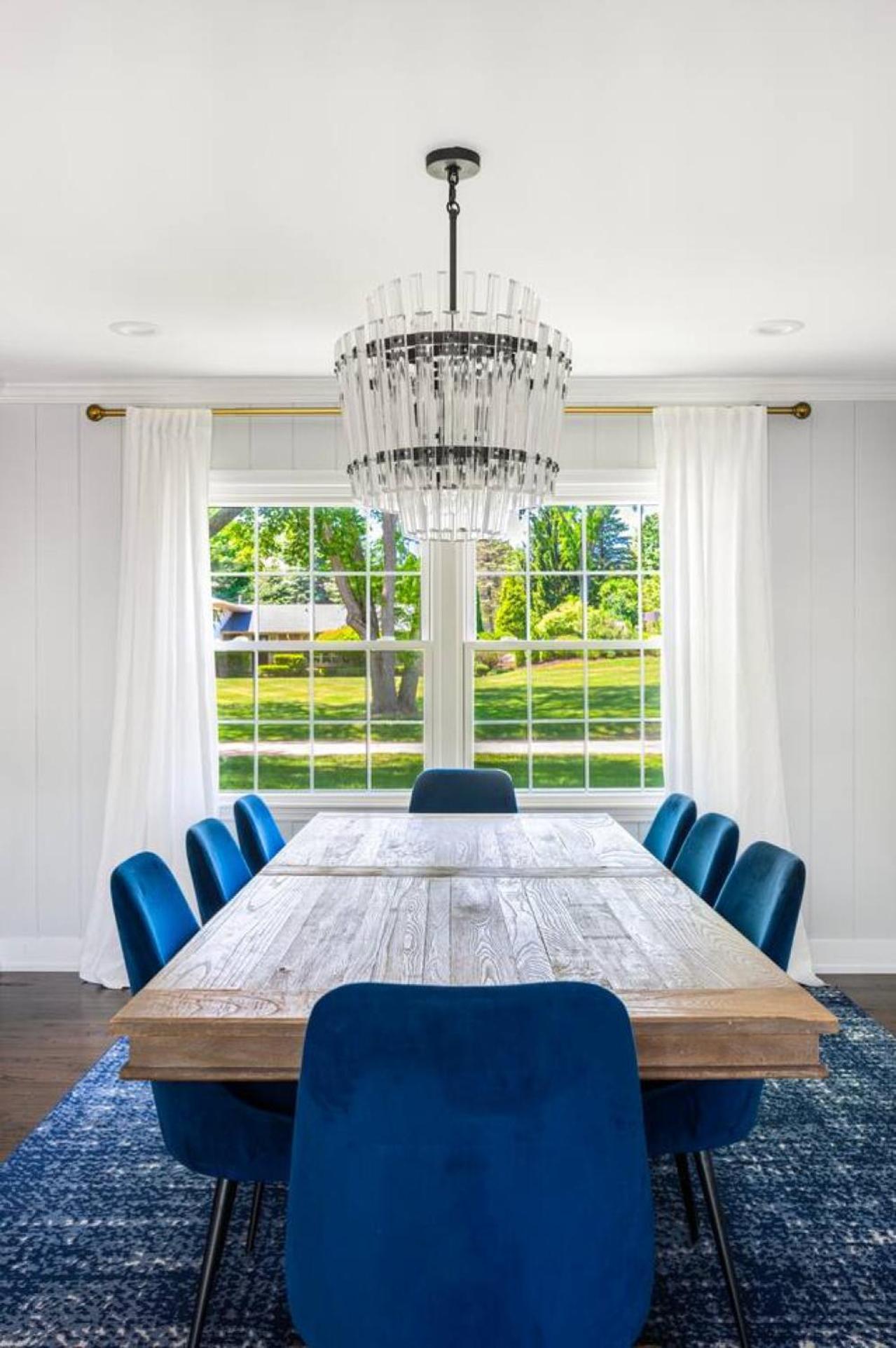 Spacious, Luxury Renovated Home With 4 Kings, Firepit Glen Ellyn Buitenkant foto