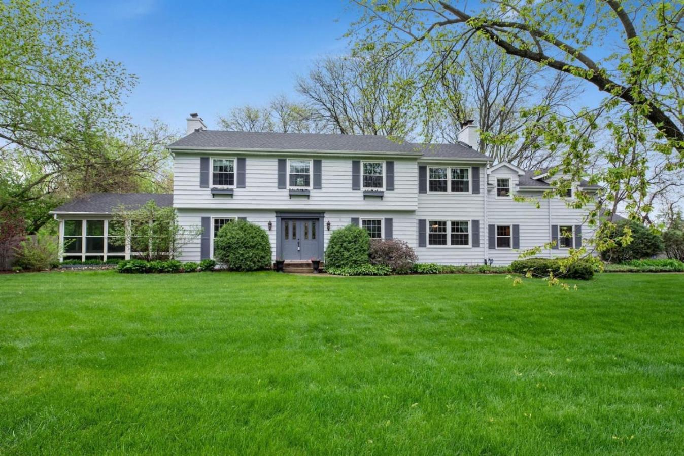 Spacious, Luxury Renovated Home With 4 Kings, Firepit Glen Ellyn Buitenkant foto