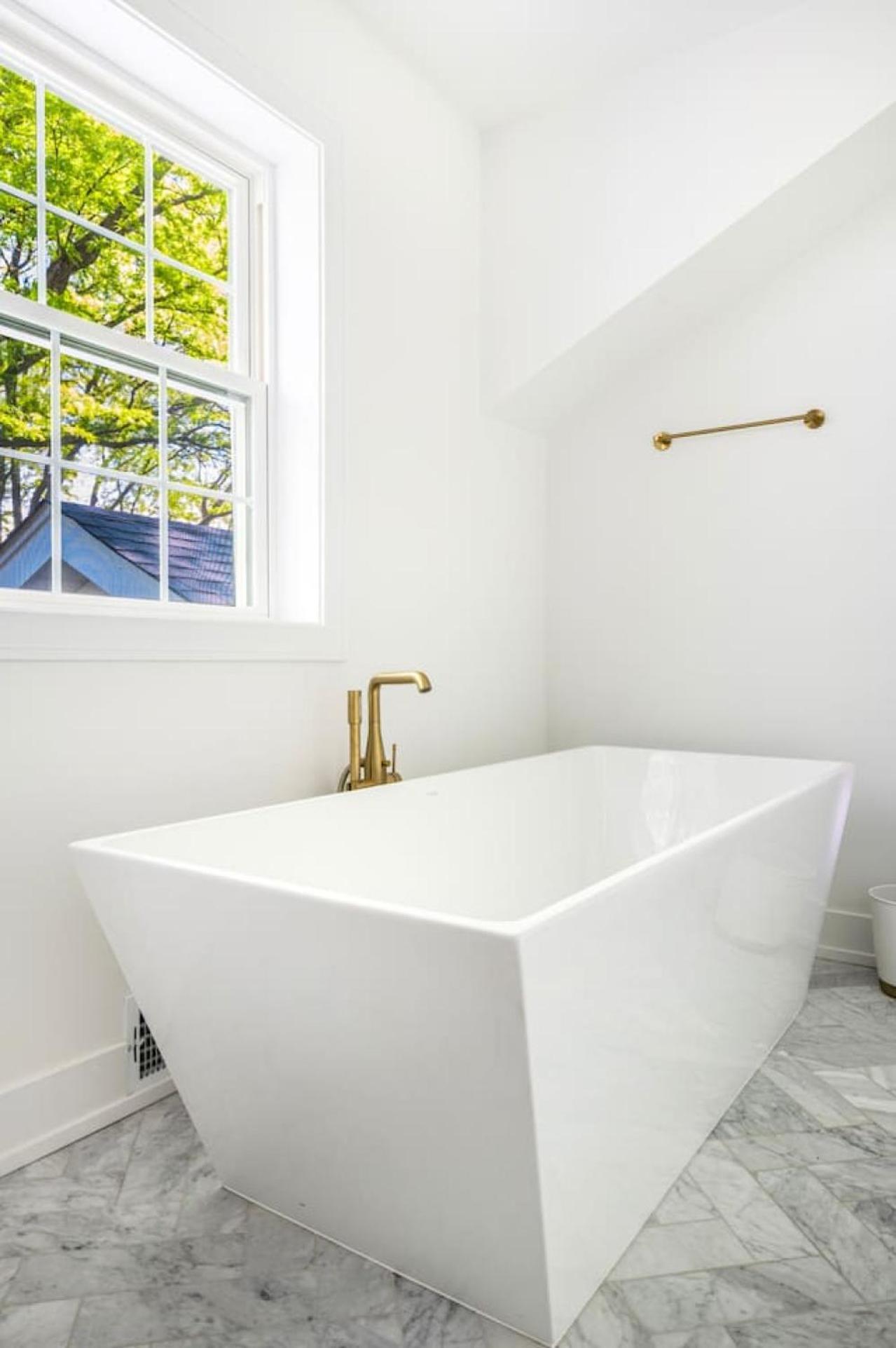 Spacious, Luxury Renovated Home With 4 Kings, Firepit Glen Ellyn Buitenkant foto
